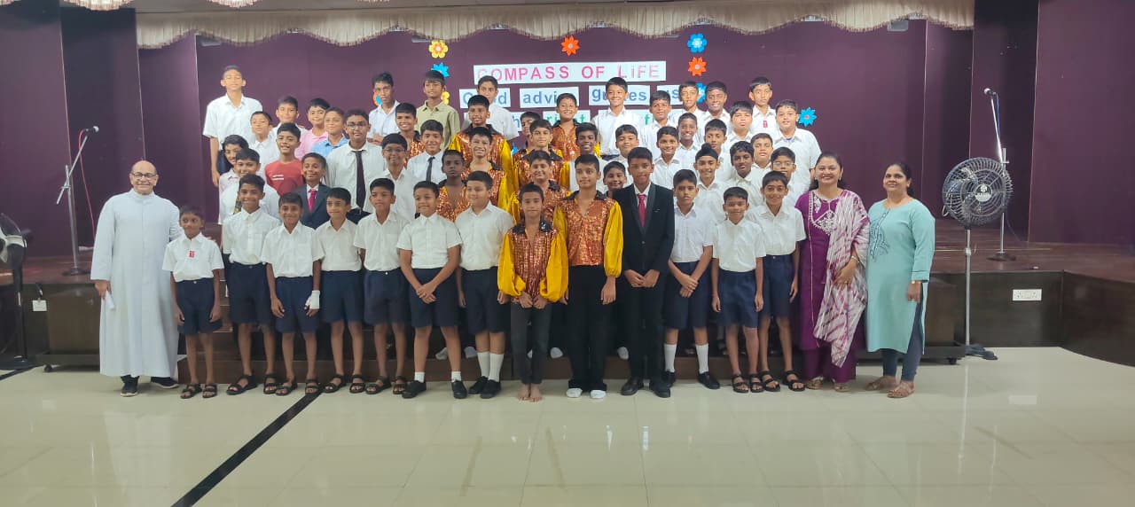 Std 7A Class Assembly : The Compass of Life